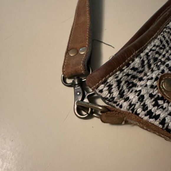 Myra Bag Burnt Sienna Upcycled Canvas Cotton & Leather Shoulder Crossbody Bag - Picture 5 of 14